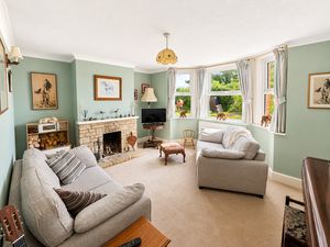 Sitting room- click for photo gallery